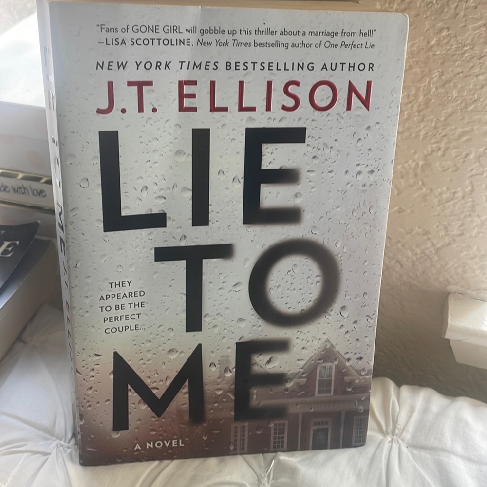 Lie To Me by JT Ellison